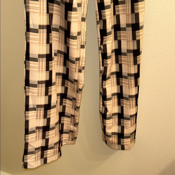 Geometric Patterned Pants - Picture 3 of 7